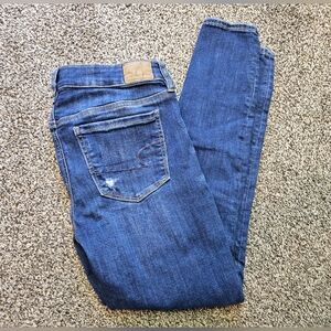 American Eagle Skinny Jeans sz 6 Short